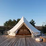 Glamping Pospolu Campismo de Luxo Mokrovraty