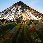 Campismo de Luxo Glamping Pospolu Mokrovraty