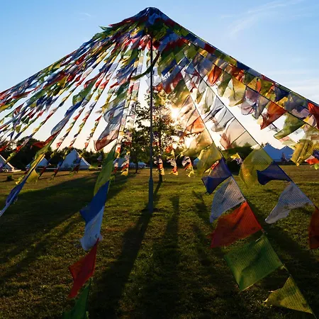 Luksusowy namiot Glamping Pospolu Mokrovraty
