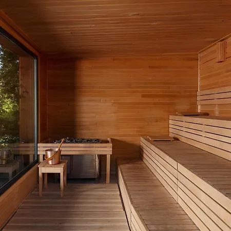 Glamping Pospolu Campismo de Luxo Mokrovraty