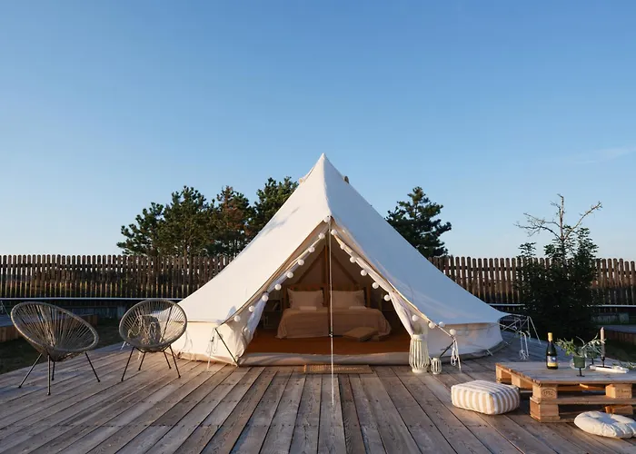 Glamping Pospolu Luksusowy namiot Mokrovraty